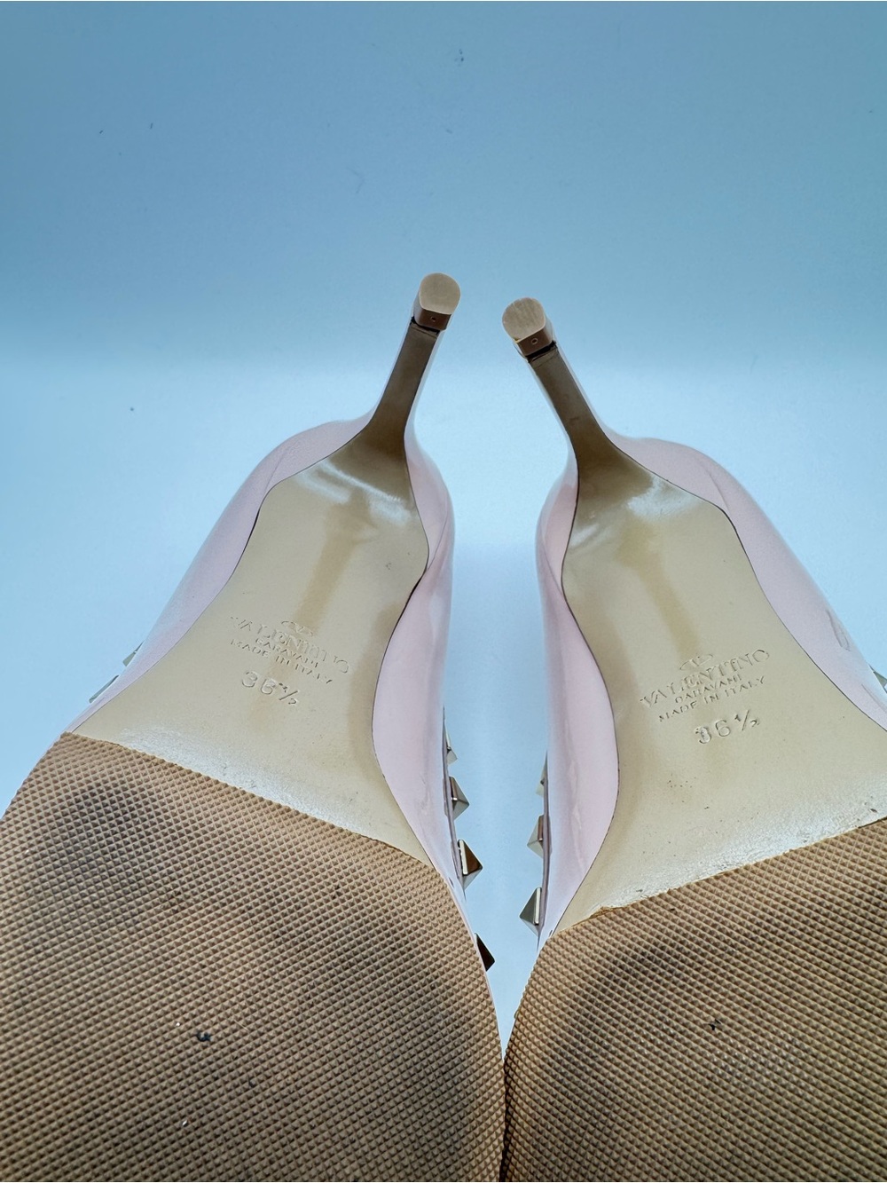 Valentino Garavani Rockstud Pumps Nude Pink Patent Leather Heels EU 36.5 - Picture 7 of 10